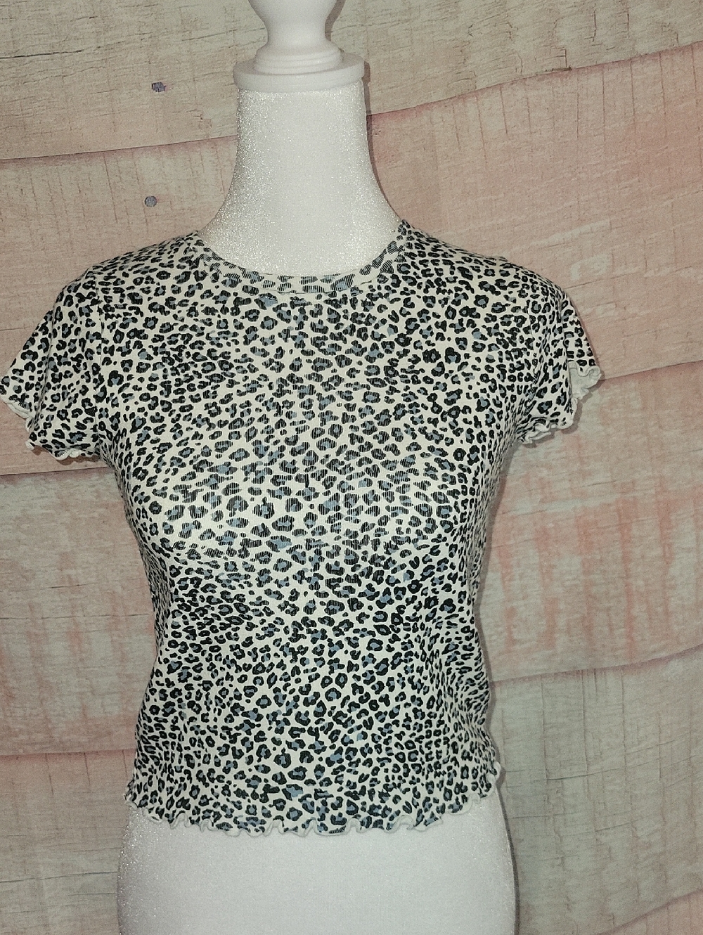 Ghanda Leopard Print Crop Top
